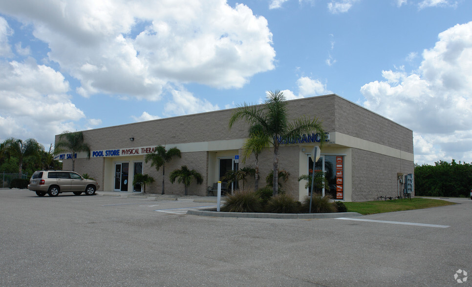 24630 Sandhill Blvd, Punta Gorda, FL for rent - Primary Photo - Image 1 of 4