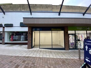 23A St. Georges Centre, Gravesend for rent Building Photo- Image 1 of 2