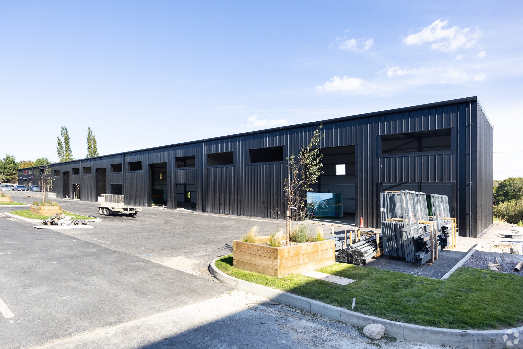 Units 30-39 Gatehouse Hub, Gatehouse Ln, Neaves Park, Hurstpierpoint for sale Primary Photo- Image 1 of 4