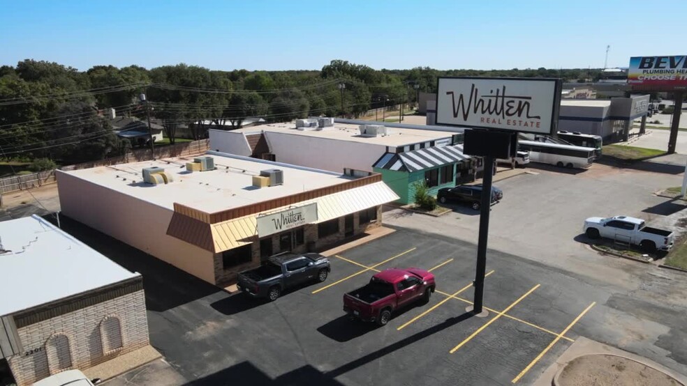 2303 S Danville Dr, Abilene, TX for rent - Commercial Listing Video - Image 2 of 29