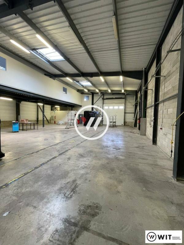 Light Industrial in Marseille to rent Interior Photo- Image 1 of 11