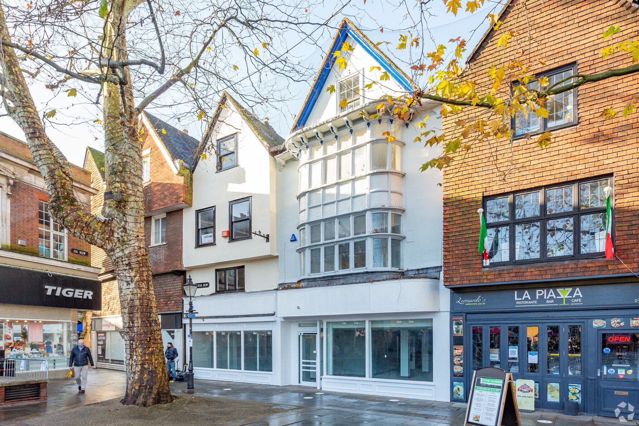 4-6 Minster St, Salisbury for sale Primary Photo- Image 1 of 1