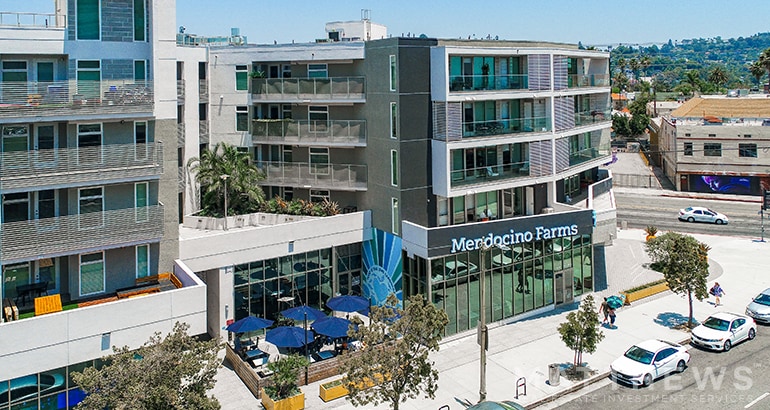 4531 Hollywood Blvd, Los Angeles, CA to rent - Building Photo - Image 2 of 6