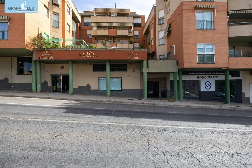 Avenida Santa María de la Alhambra, Granada, Granada for sale - Building Photo - Image 2 of 34
