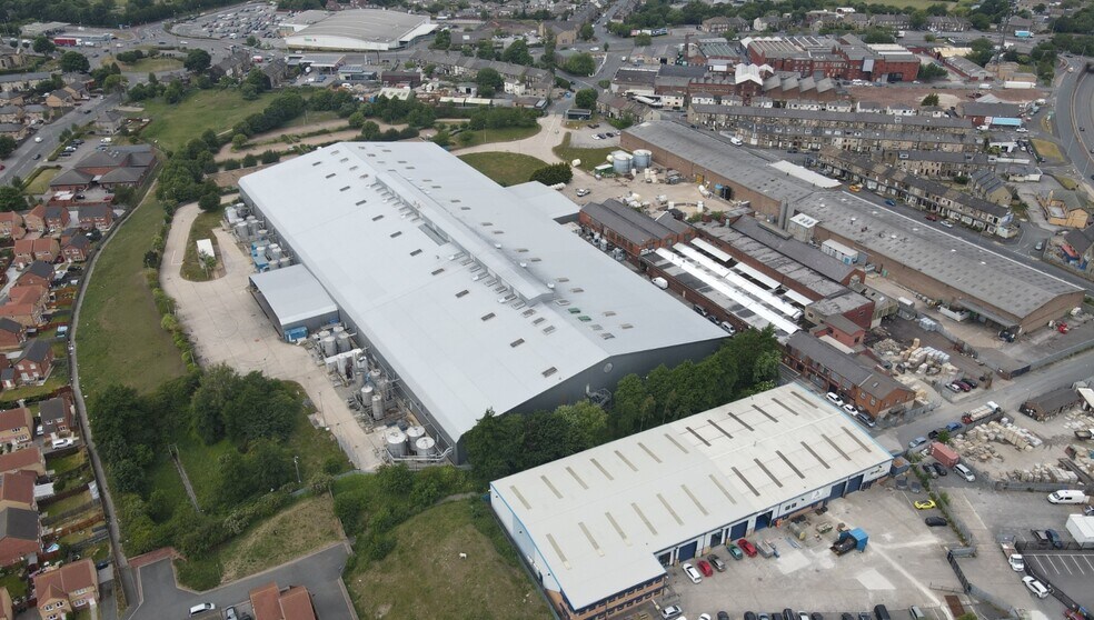 Rook Ln, Bradford for sale - Primary Photo - Image 1 of 1