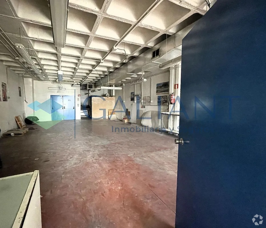 Madrid, MAD 28021 -  -  - Interior Photo - Image 1 of 2