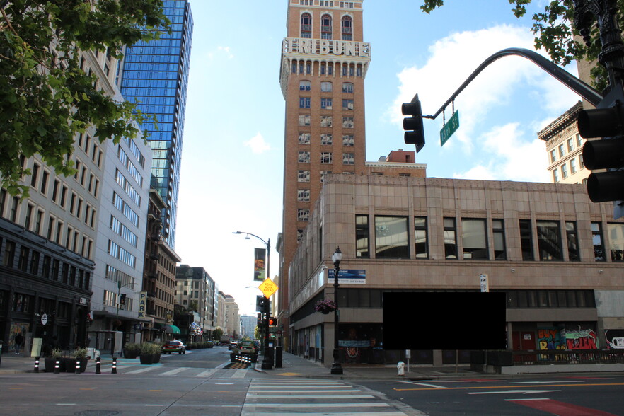 1220-1240 Broadway, Oakland, CA for rent - Building Photo - Image 3 of 4