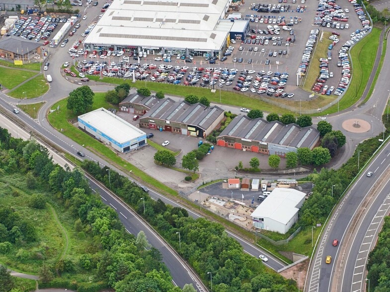 Whin Pl, East Kilbride to rent - Building Photo - Image 1 of 17