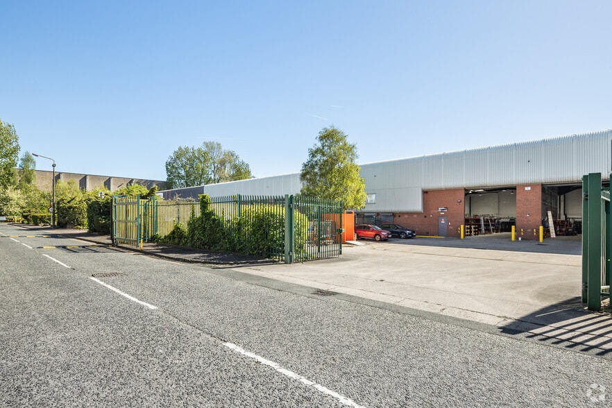 Shield Dr, Manchester to rent - Building Photo - Image 3 of 4