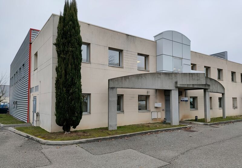 Light Industrial in Saint-Priest to rent - Building Photo - Image 1 of 8