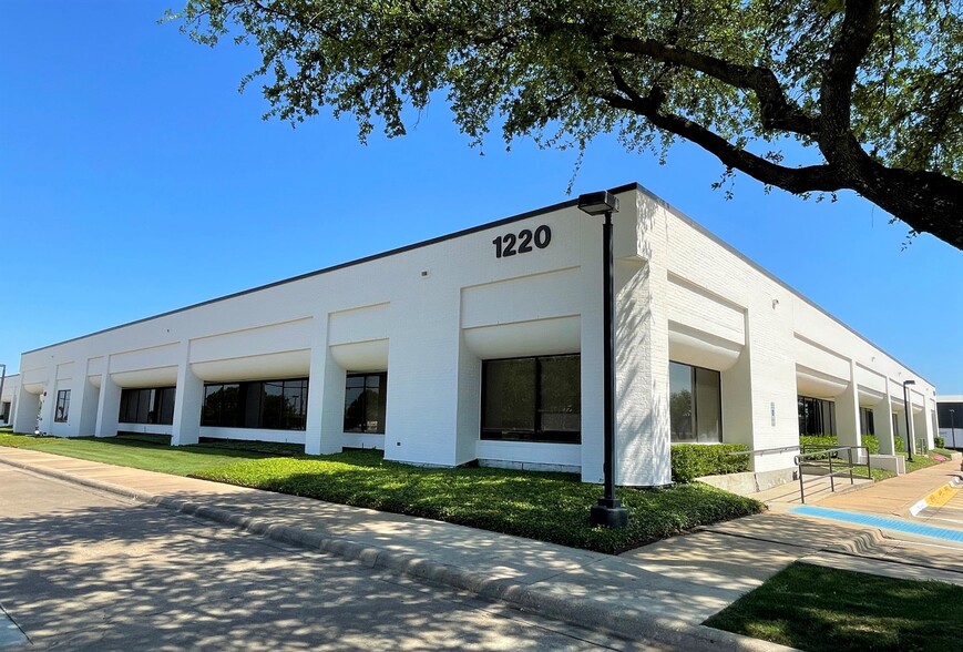 1220 E Campbell Rd E, Richardson, TX for rent - Building Photo - Image 1 of 2