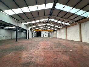 Industrial in Arganda del Rey, Madrid to rent Interior Photo- Image 2 of 18