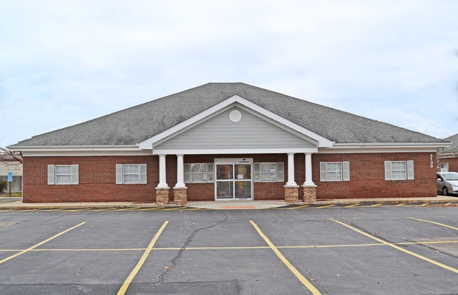 2140 Vadalabene Dr, Maryville, IL for rent - Building Photo - Image 1 of 2