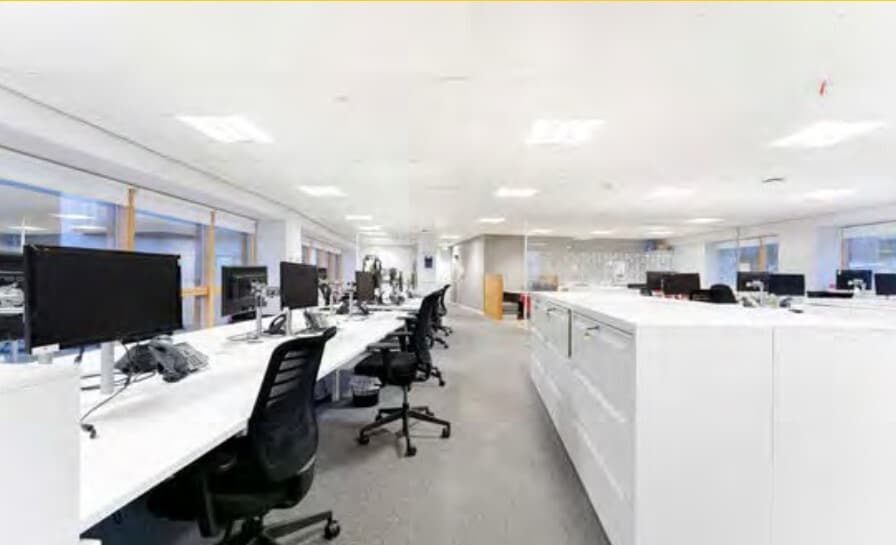 12 Strathkelvin Pl, Kirkintilloch to rent - Interior Photo - Image 3 of 5