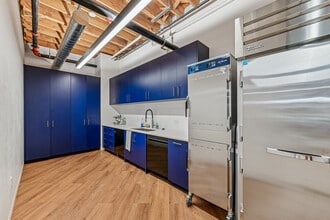 1401 Zuni St, Denver, CO to rent Interior Photo- Image 2 of 6
