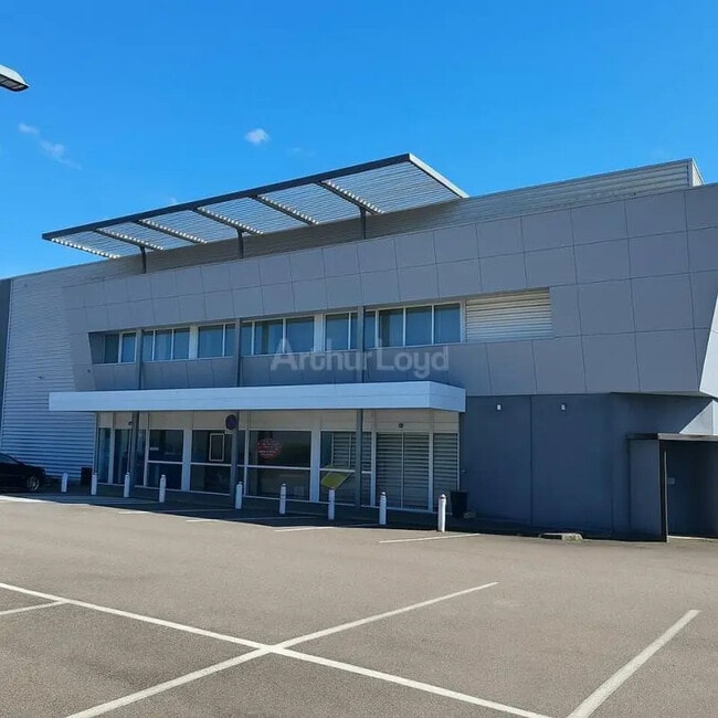 Location Commerce 1 113 m²
