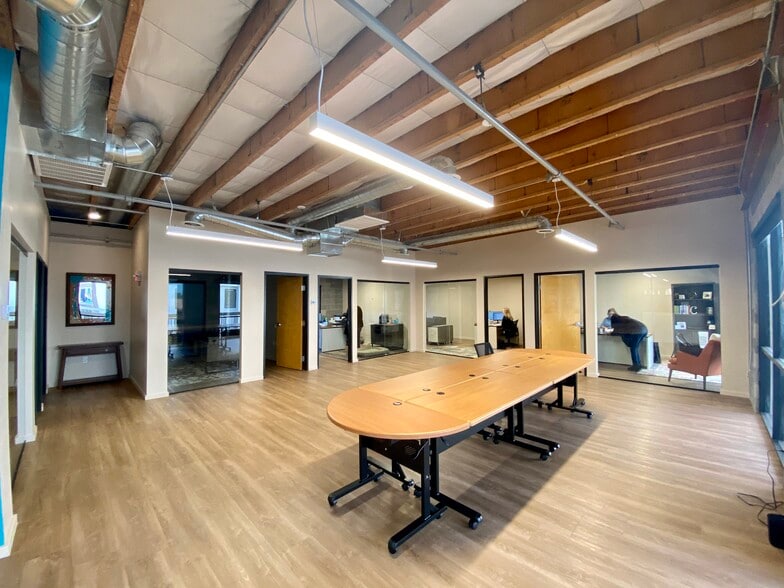 1220 S Alma School Rd, Mesa, AZ to rent - Building Photo - Image 3 of 6