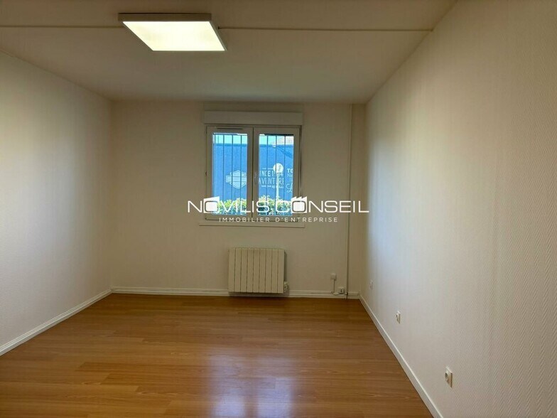 Office in Toulouse to rent - Interior Photo - Image 2 of 5