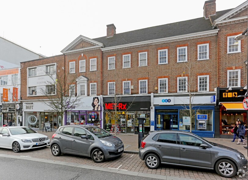 56 High St, Bromley for rent - Building Photo - Image 1 of 2