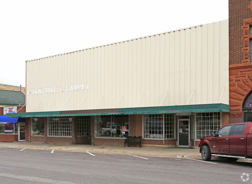 250 Central Ave, Long Prairie, MN for sale - Primary Photo - Image 1 of 1