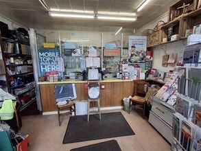 54-58 Main Rd, Denholme to rent Interior Photo- Image 2 of 4