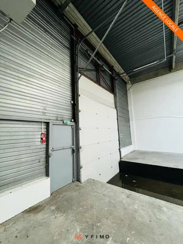 Location Local d'activités 460 m² - Photo 1