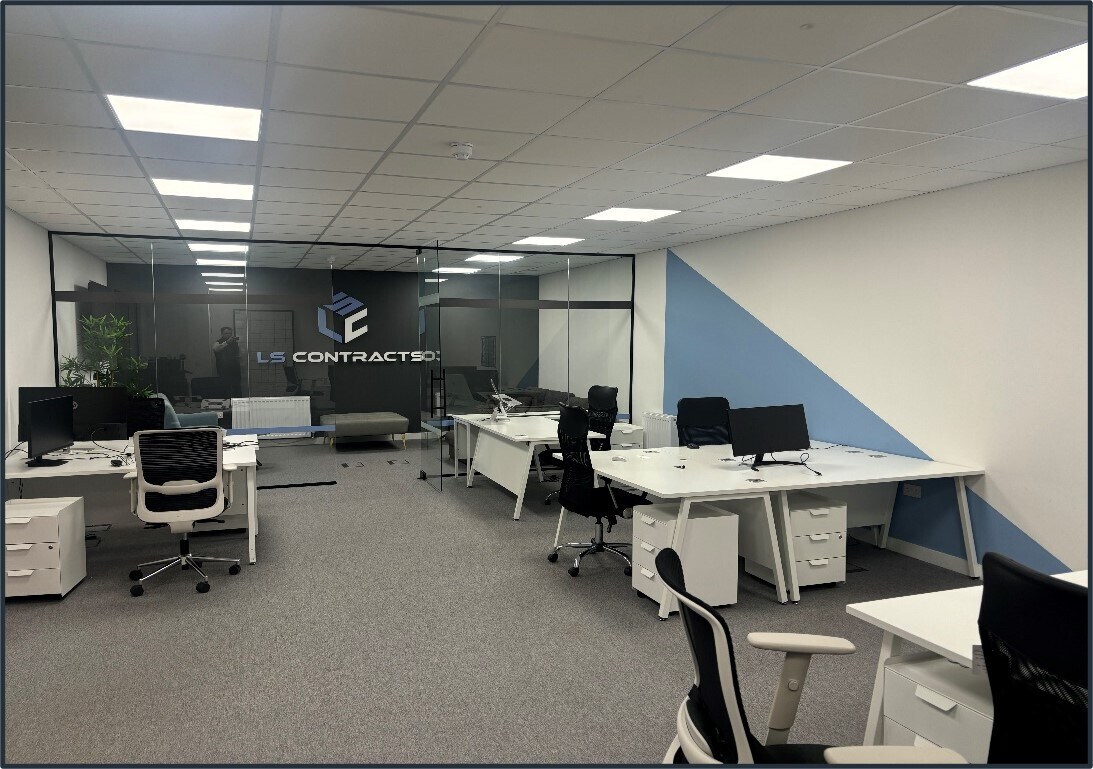 1A Katrine Av, Bellshill to rent Interior Photo- Image 1 of 3