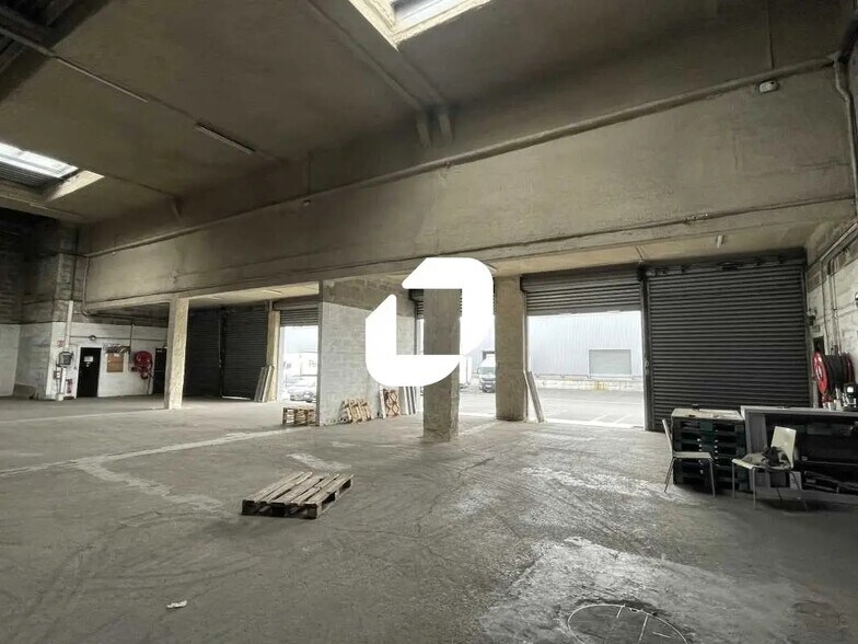 Office in Bruges to rent - Building Photo - Image 3 of 8