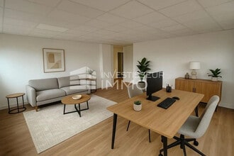 Office in Antony to rent Interior Photo- Image 1 of 6