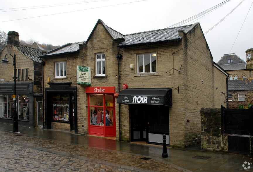28-36 Bridge Gate, Hebden Bridge for sale - Primary Photo - Image 1 of 1