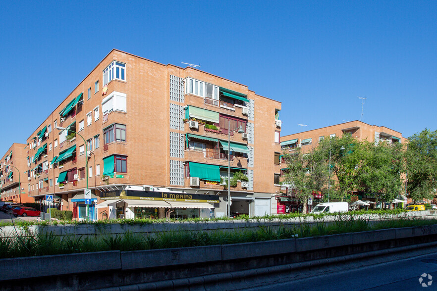 Paseo Chopera, 5, Alcobendas, Madrid for rent - Primary Photo - Image 1 of 3