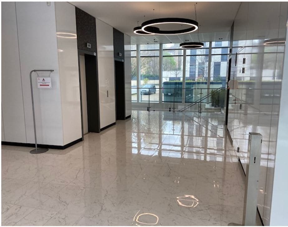 Office in Boulogne-Billancourt to rent Building Photo- Image 1 of 8
