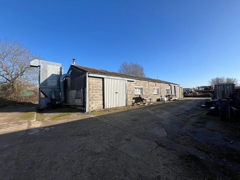 Twineham Ln, Haywards Heath to rent - Building Photo - Image 3 of 3