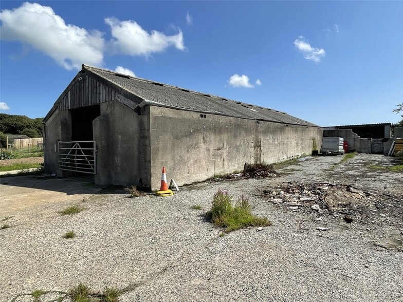 A39 Hartland, Hartland for sale - Building Photo - Image 2 of 8