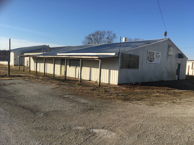 901 S Old Route 66, Litchfield, IL for sale - Building Photo - Image 1 of 1