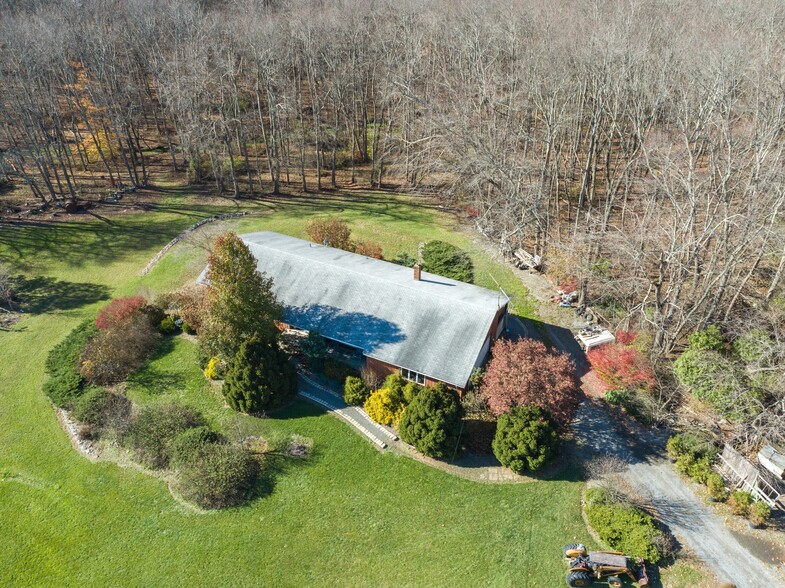 2701 Route 82, Lagrangeville, NY for sale - Primary Photo - Image 1 of 1