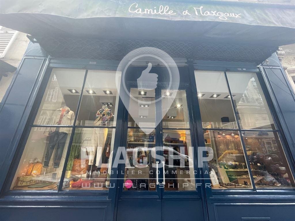 Location Commerce 50 m² - Photo 1