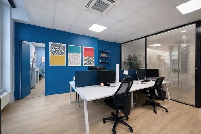 Vente Bureaux 220 m² - Photo 1