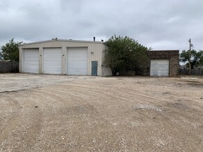 326 Sycamore St, Abilene, TX for rent Building Photo- Image 1 of 1