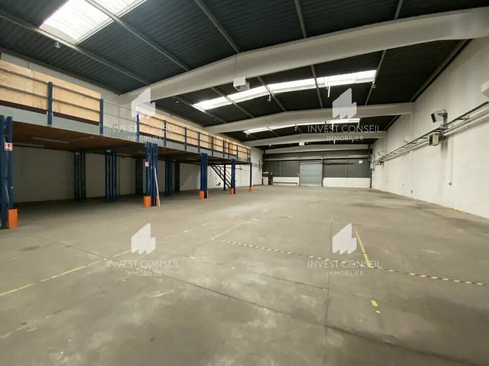 Light Industrial in SAINT-OUEN-L'AUMONE to rent Building Photo- Image 1 of 9