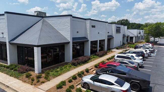 More details for 999 Mansell Rd, Roswell, GA - Light Industrial to Rent