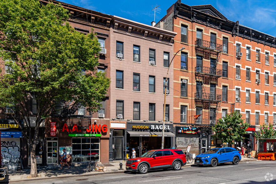 691 9th Ave, New York, NY for sale - Primary Photo - Image 1 of 1