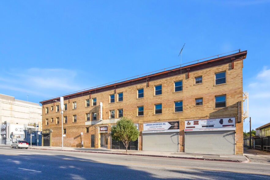 160-166 W Pico Blvd, Los Angeles, CA for sale - Building Photo - Image 1 of 57