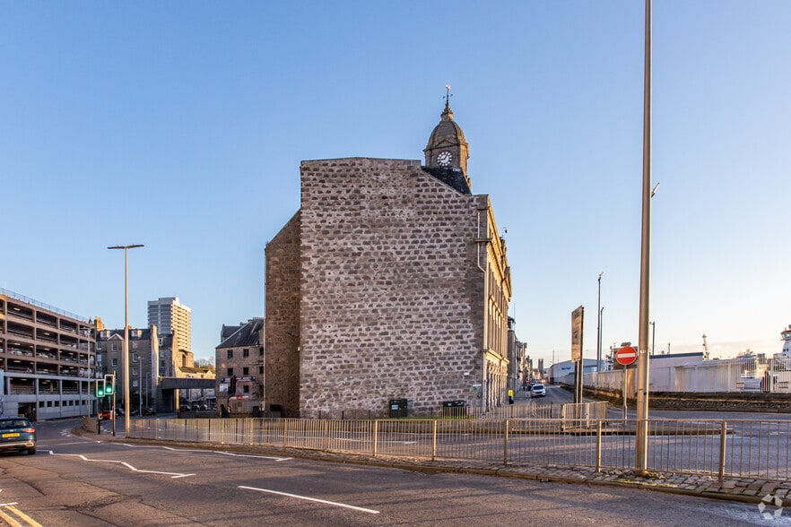 14 Regent Quay, Aberdeen to rent - Building Photo - Image 3 of 3