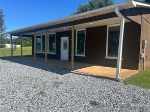 1308 Highway 11 W, Chesnee, SC for rent Building Photo- Image 1 of 11