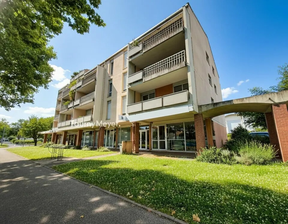 Retail in Blagnac to rent Building Photo- Image 1 of 12