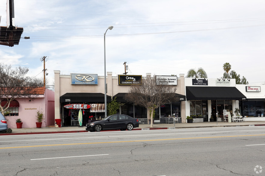 22753-22755 Ventura Blvd, Woodland Hills, CA for rent - Primary Photo - Image 1 of 11