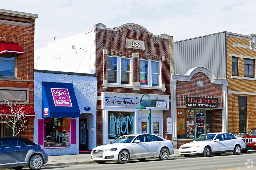 333-333 1/2 S Main St, Rochester, MI for rent - Building Photo - Image 1 of 2