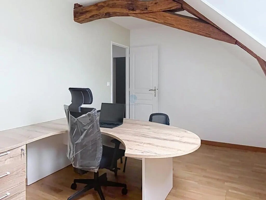 Location Bureaux 25 m² - Photo 1
