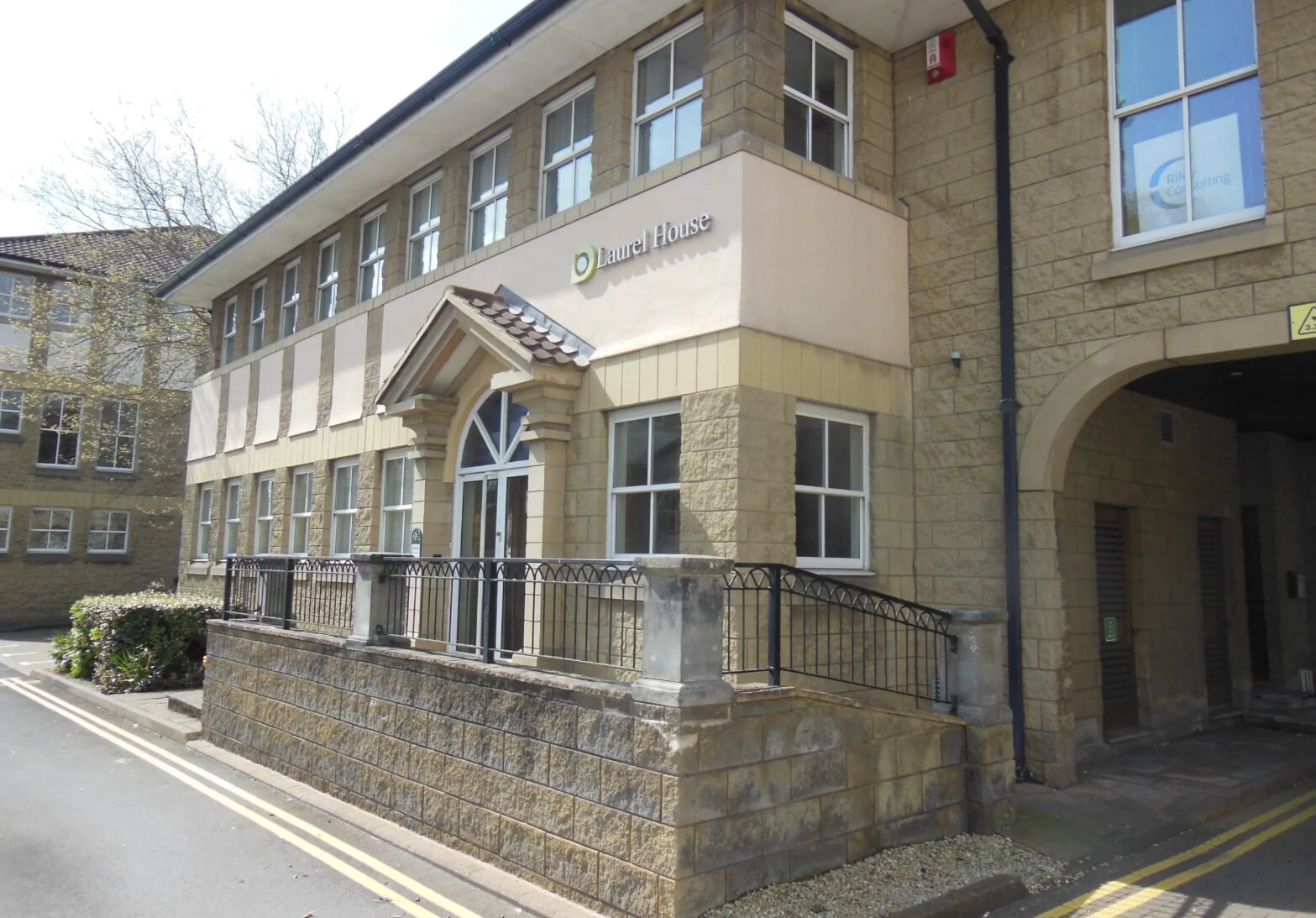 Great Park Rd, Bradley Stoke to rent Building Photo- Image 1 of 2